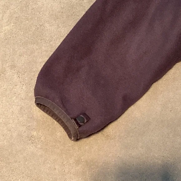 North Face Boy’s Fleece Jacket | Color: Dark Gray | Size: Boy’s XL - Picture 5 of 6